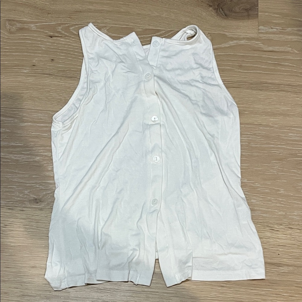 SHEIN - White Sleeveless Button-Up Top